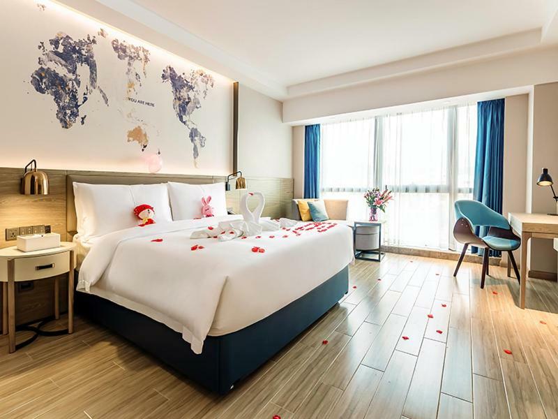 Kyriad Marvelous Hotel Shenzhen Exterior photo